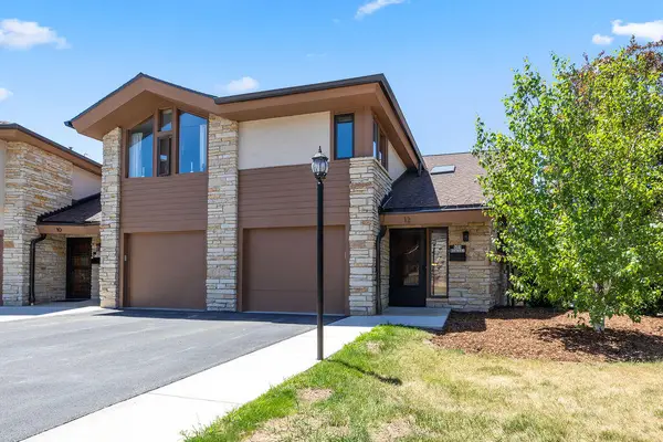 N89W16337 Main St, Menomonee Falls, WI 53051