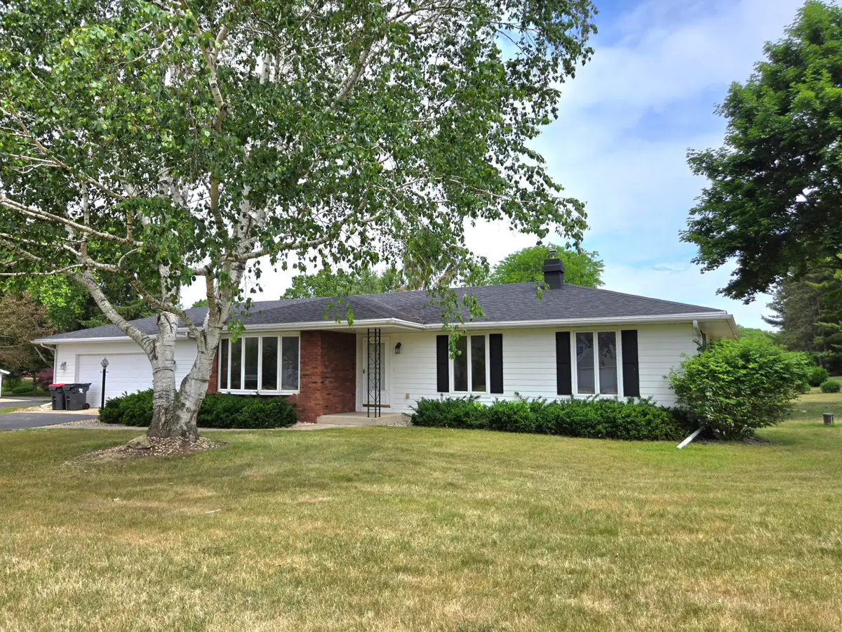 W6330 Eastern Ave, Koshkonong, WI 53538 - #1