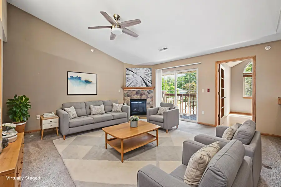 2165 Broken Hill Rd, Waukesha, WI 53188 - #3