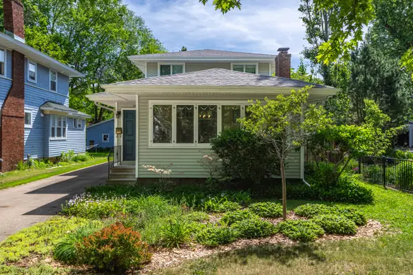 127 19th St S, La Crosse, WI 54601