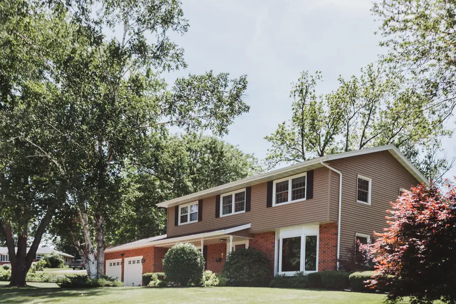 255 Brevity Ln, Columbus, WI 53925 - #2