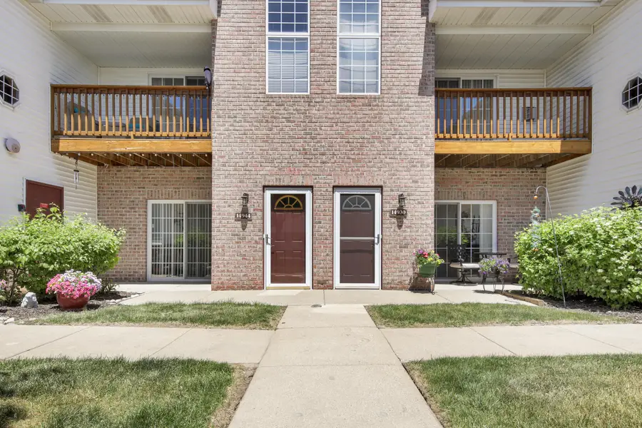 14944 W Arrowhead Ln, New Berlin, WI 53151 - #2