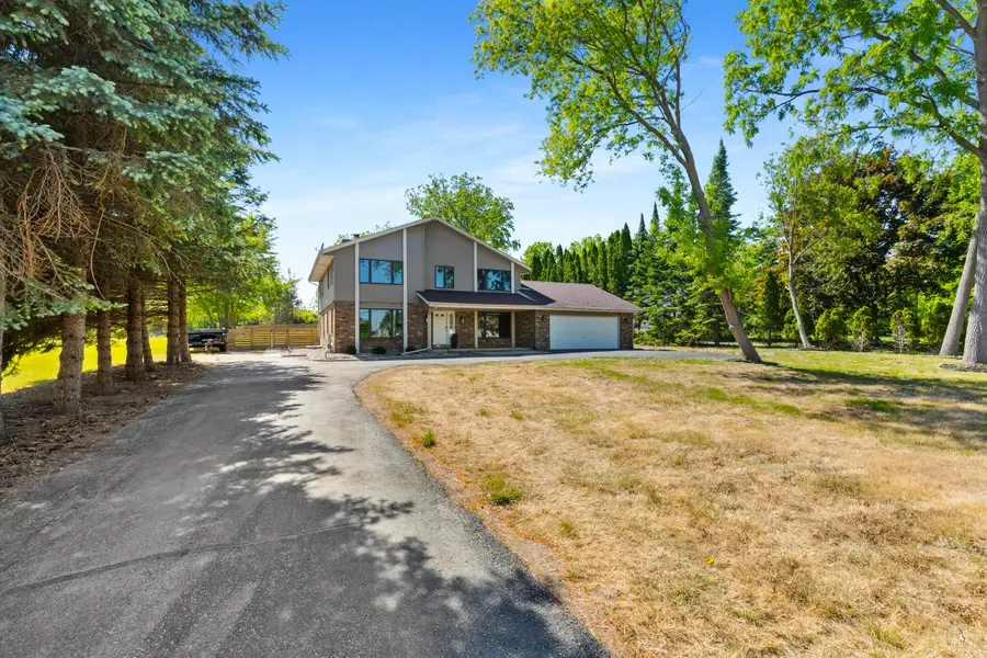 6459 N 107th St, Milwaukee, WI 53224 - #2