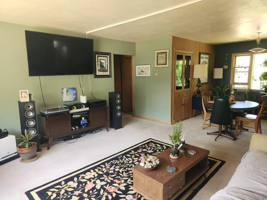 6205 N Garden Grove Ln, Glendale, WI 53209 - #3