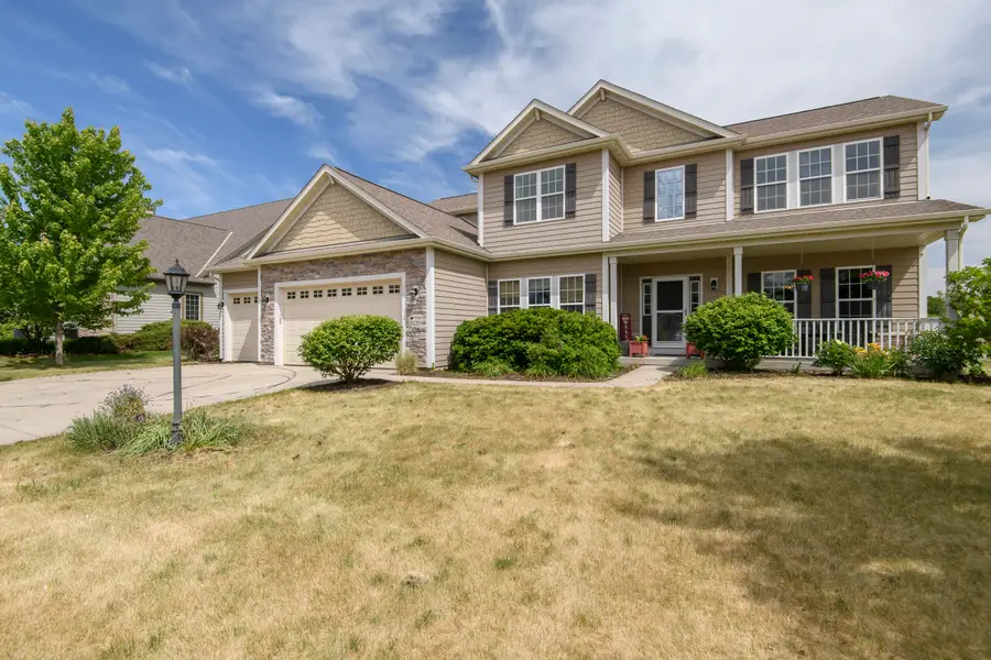 N116W17834 Blackstone Cir, Germantown, WI 53022 - #2