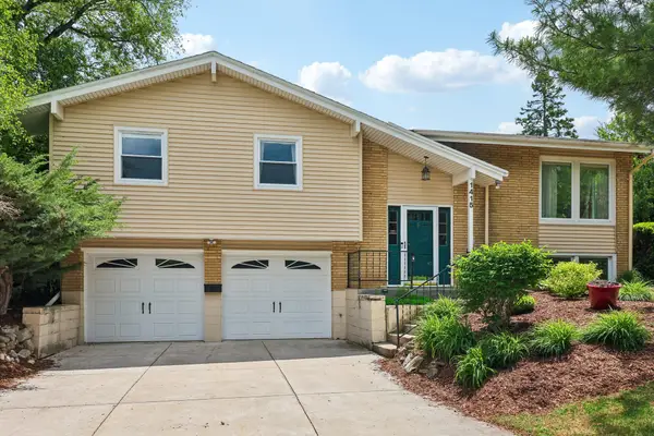 1415 Garfield Ave, Waukesha, WI 53189