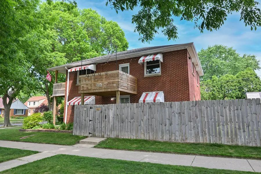 8730 W Hadley St, Milwaukee, WI 53222 - #3