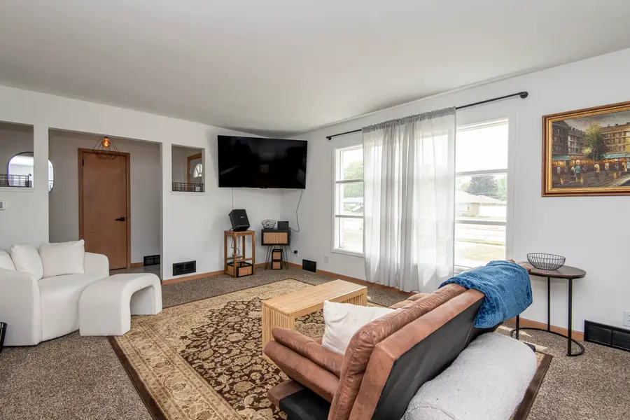 707 N Moreland Blvd, Waukesha, WI 53188 - #3