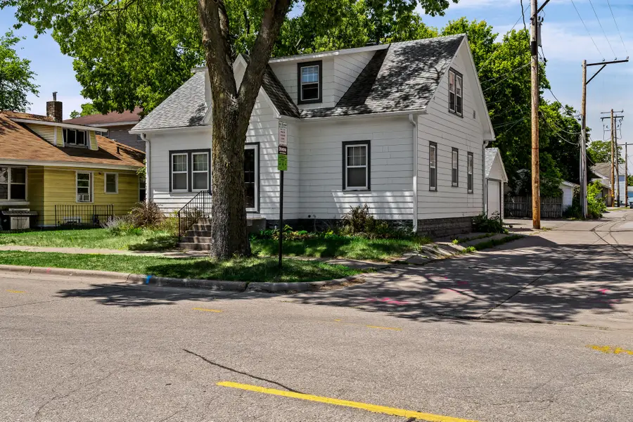213-215 16th St N, La Crosse, WI 54601 - #2
