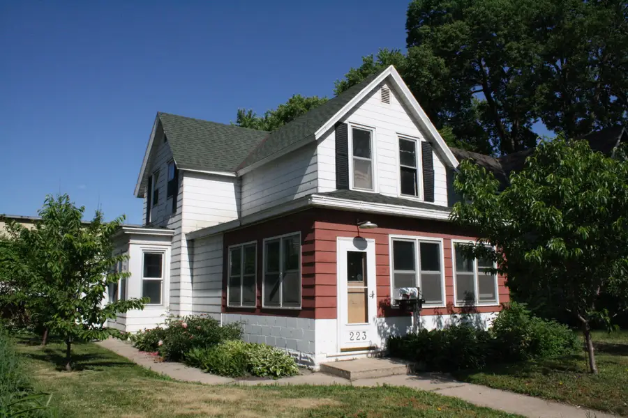 223 Copeland Ave, La Crosse, WI 54603 - #2