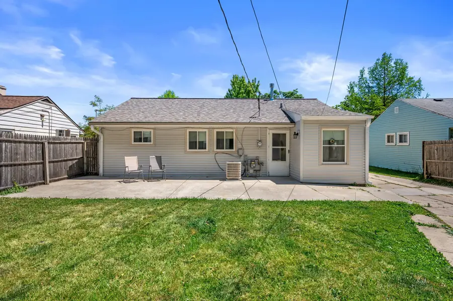 5451 N 72nd St, Milwaukee, WI 53218 - #3