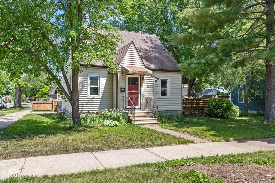 2101 Mississippi St, La Crosse, WI 54601 - #2