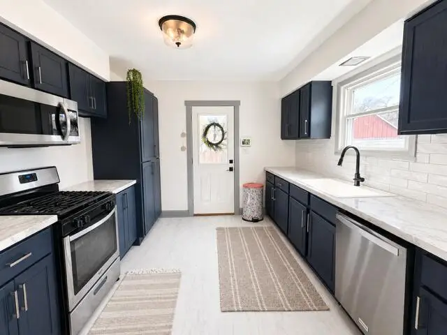 2327 Buchanan Rd, Kenosha, WI 53143 - #2