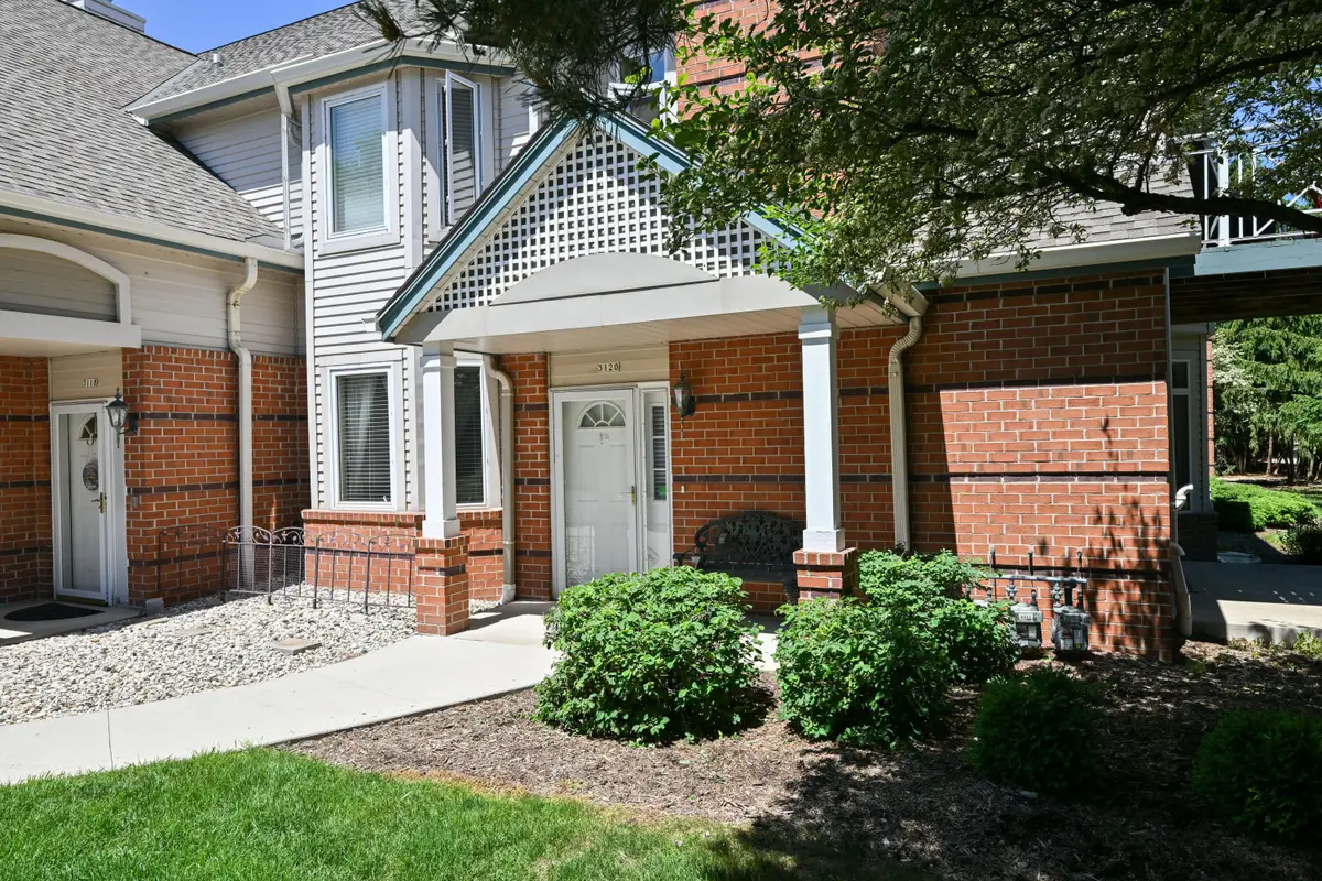 3120 S Toldt Pkwy, West Allis, WI 53227 - #1