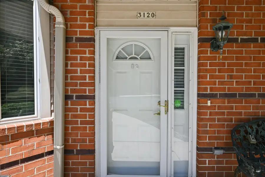 3120 S Toldt Pkwy, West Allis, WI 53227 - #2