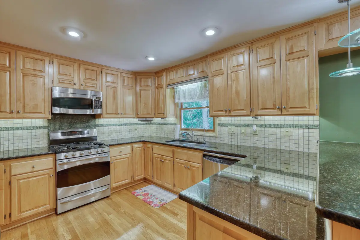 N54W30819 Windwood Dr, Hartland, WI 53029 - #1