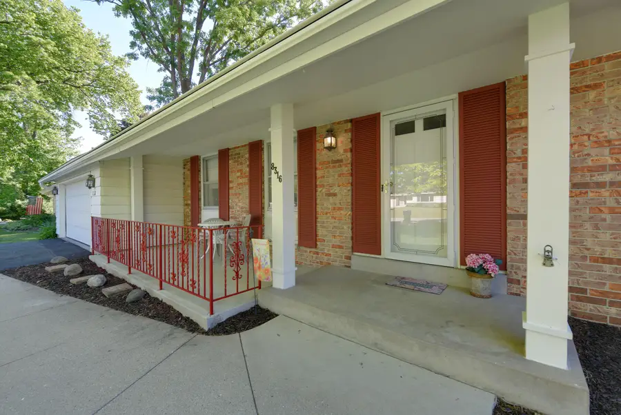 8316 N Edge O Woods Dr, Brown Deer, WI 53223 - #2