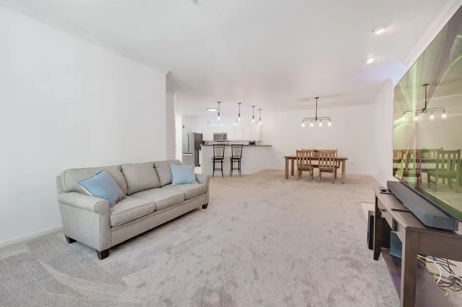 10208 W Deerwood Ln, Franklin, WI 53132 - #3