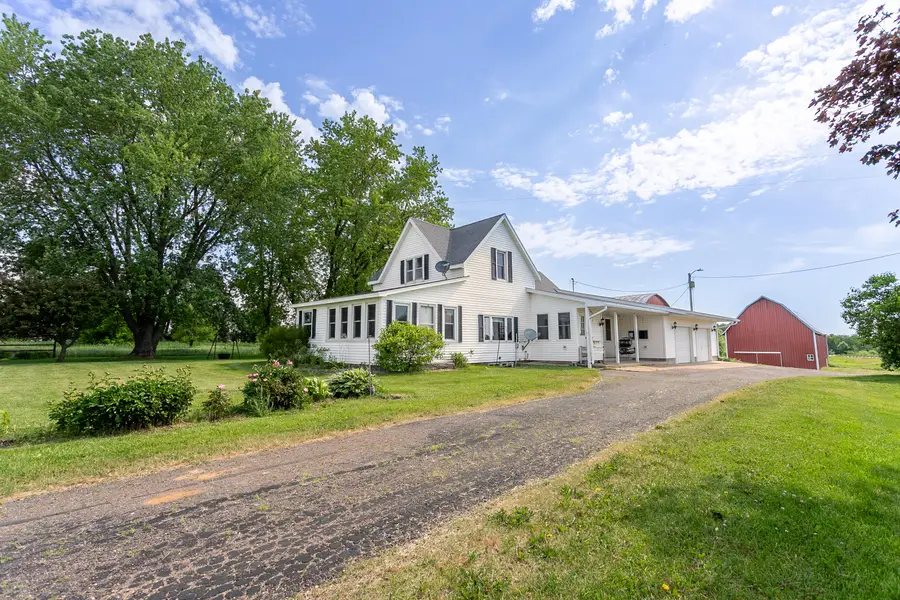 N14386 Town Line Rd, Cleveland, WI 54741 - #3
