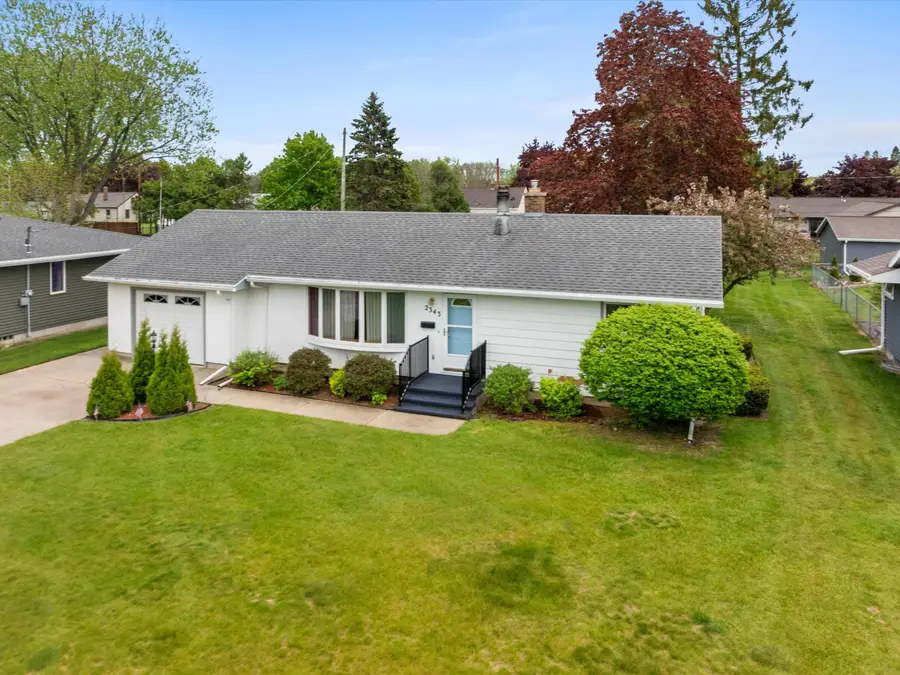 2343 39th St, Two Rivers, WI 54241 - #3
