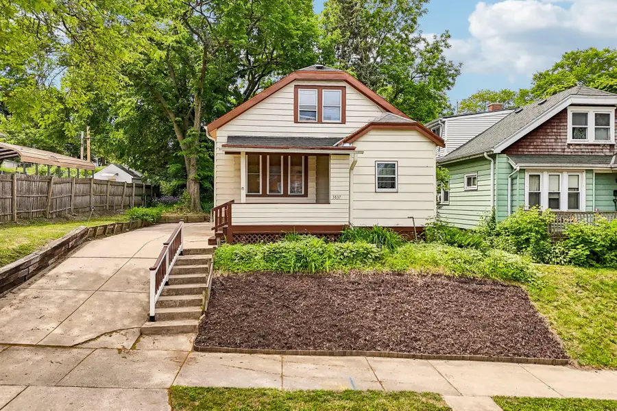3837 W Mt Vernon Ave, Milwaukee, WI 53208 - #2