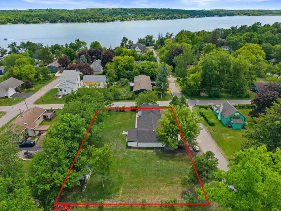 W3990 Longfellow Dr, Lake Geneva, WI 53147 - #3