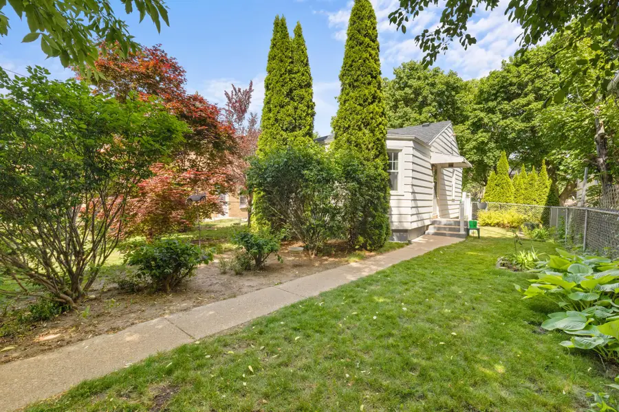 5707 N 36th St, Milwaukee, WI 53209 - #3