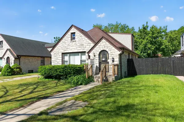3861 N Sherman Blvd, Milwaukee, WI 53216