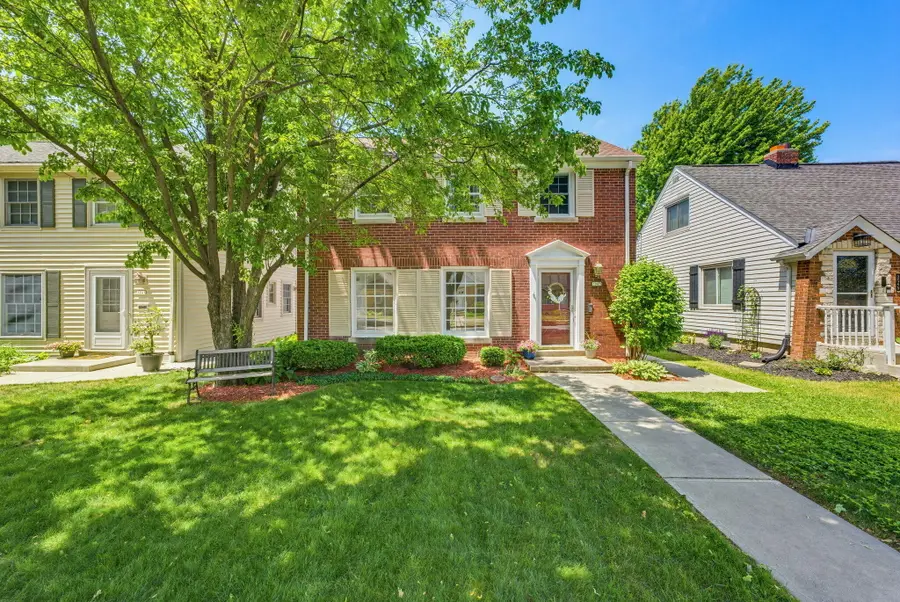 3045 N 79th St, Milwaukee, WI 53222 - #2