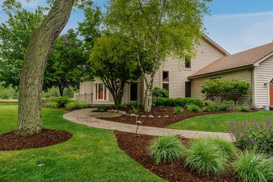 W1818 Lake Rd, East Troy, WI 53149 - #2