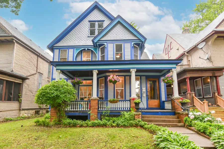 933 N 34th St, Milwaukee, WI 53208 - #2