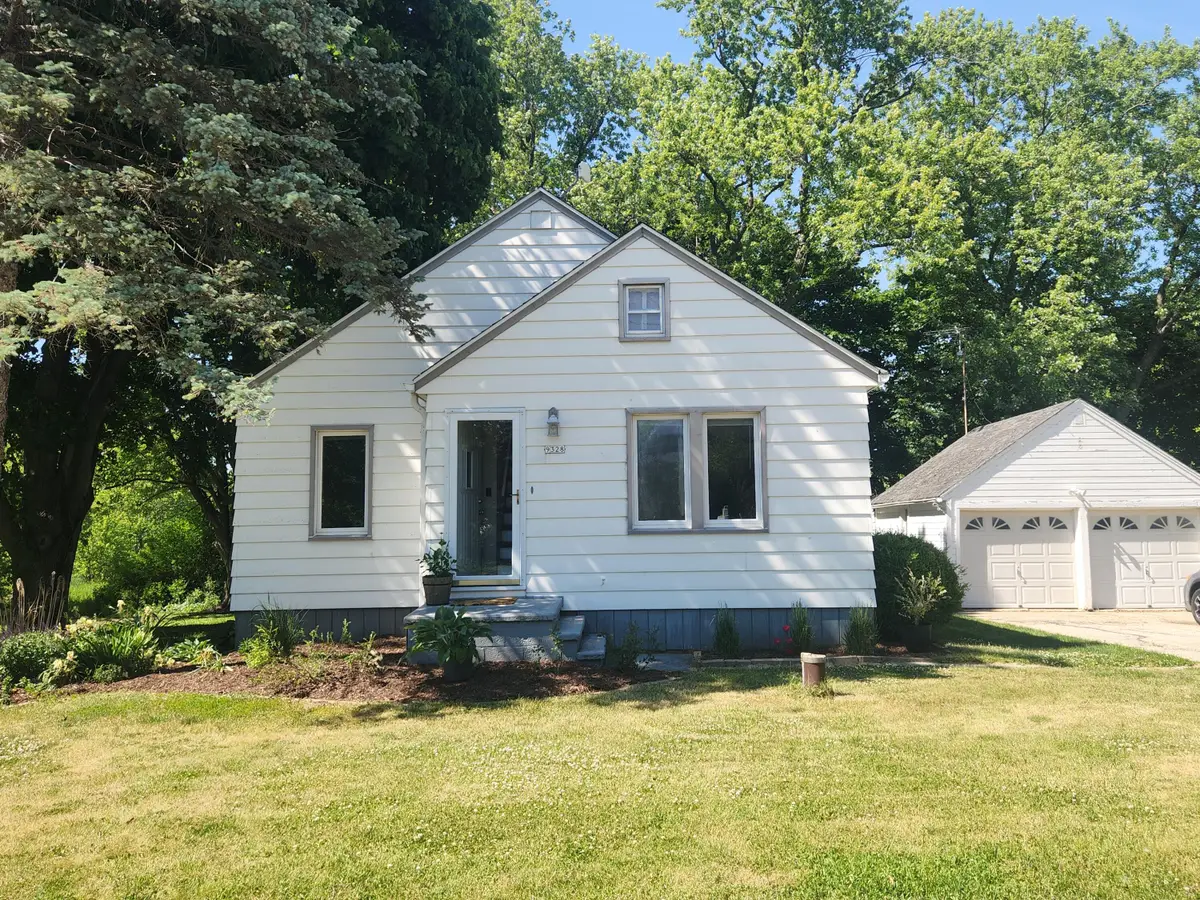 9328 County Road K Rd, Raymond, WI 53126 - #1