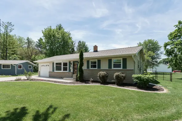 205 Marguerite Ct, Mayville, WI 53050