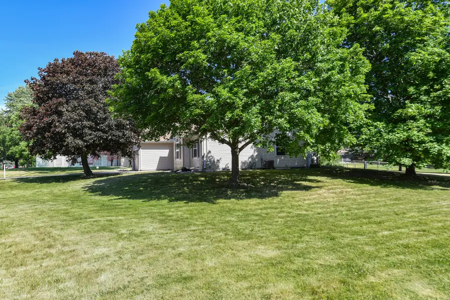 607 Stephanie St, Rochester, WI 53105 - #2