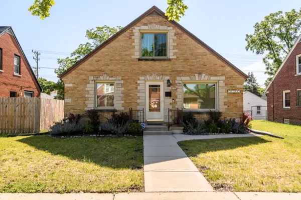 5122 N 65th St, Milwaukee, WI 53218
