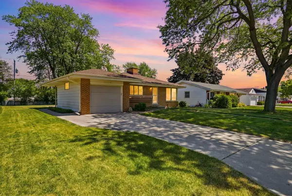501 Nicholson Ave, South Milwaukee, WI 53172