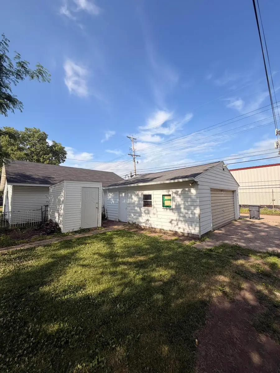 1633 Avon St, La Crosse, WI 54603 - #2
