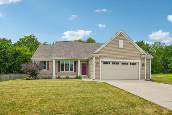 3130 Pritchard Dr, Mount Pleasant, WI 53406