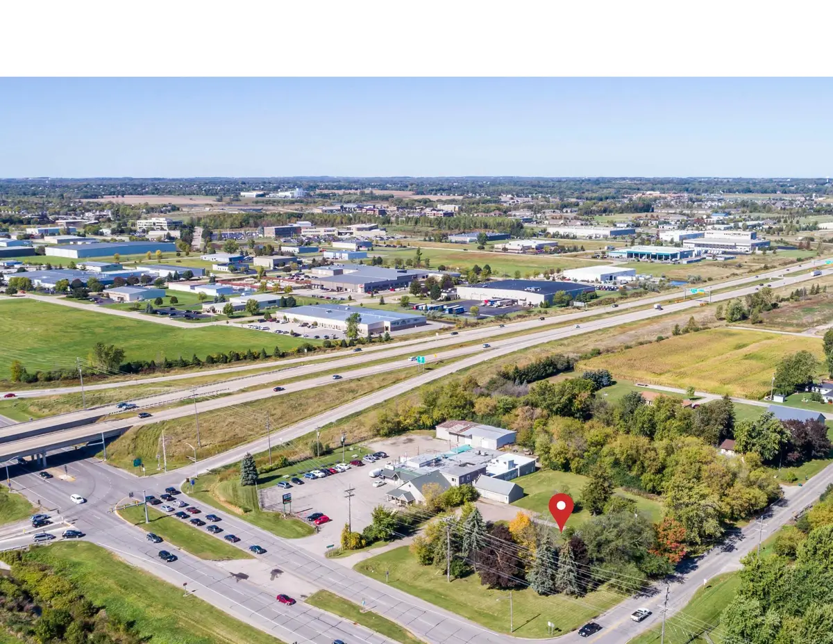 3236 E Northland Ave, Appleton, WI 54914 - #1