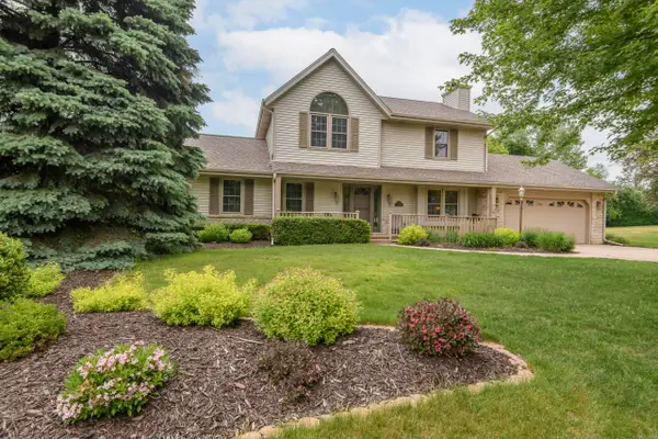W160N10664 Fieldstone Pass, Germantown, WI 53022