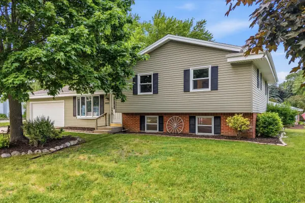 1620 1st Ave, Grafton, WI 53024