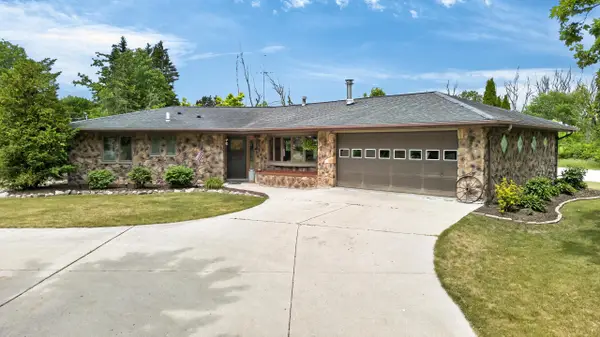 822 Woodland St, Plymouth, WI 53073