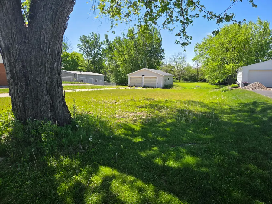 420 E Church St, Mishicot, WI 54228 - #3