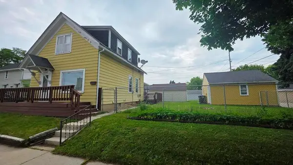 1423 N 17th St, Sheboygan, WI 53081