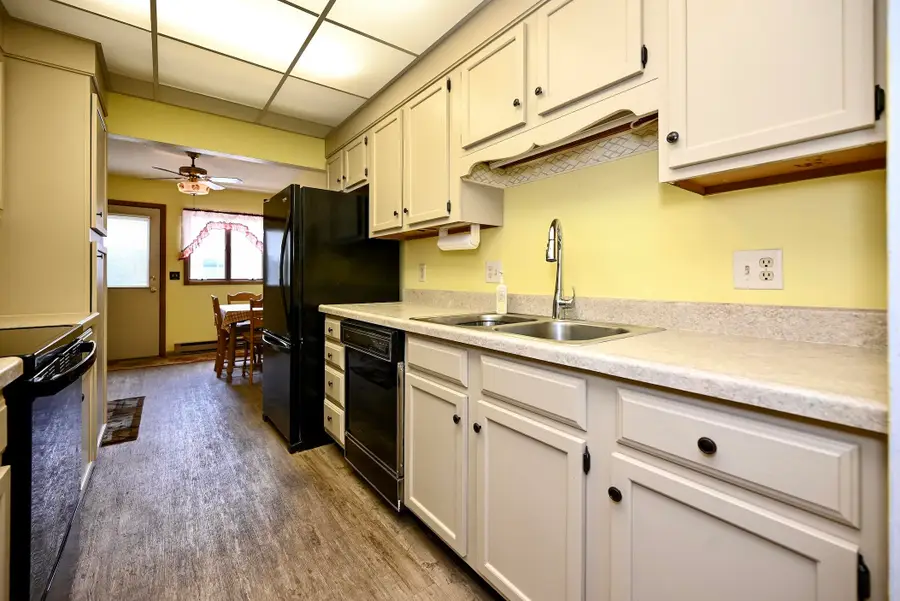 1328B Mcnally Dr, Winona, MN 55987 - #3