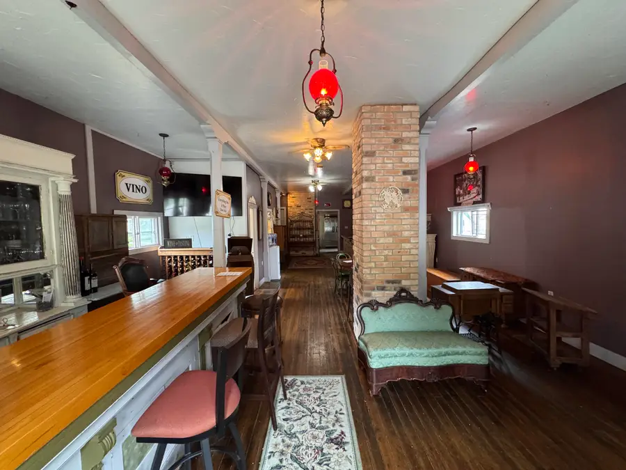 S77W25235 National Ave, Vernon, WI 53189 - #3