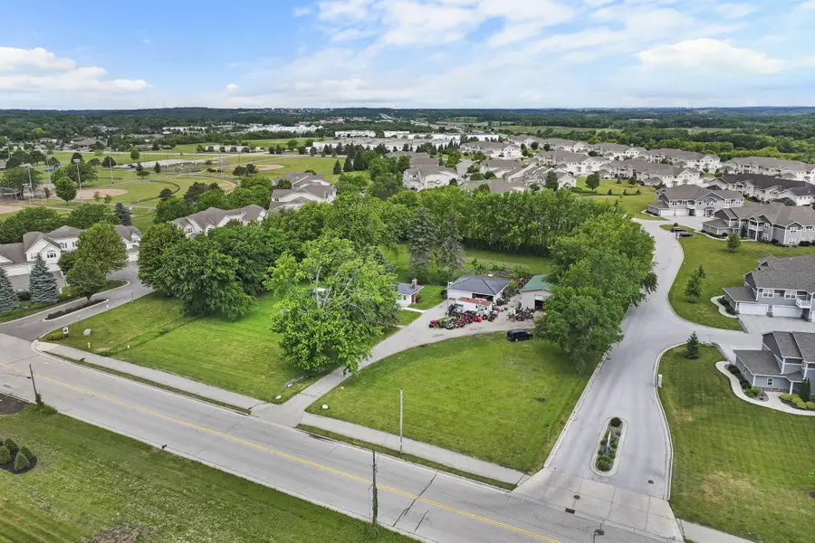 1201 Townline Rd, Lake Geneva, WI 53147 - #3