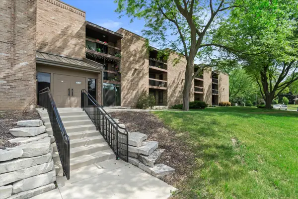 3635 N Tucker Pl, Milwaukee, WI 53222