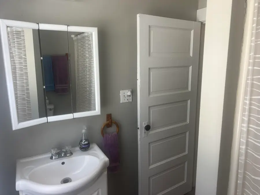 526 E Milwaukee St, Whitewater, WI 53190 - #3