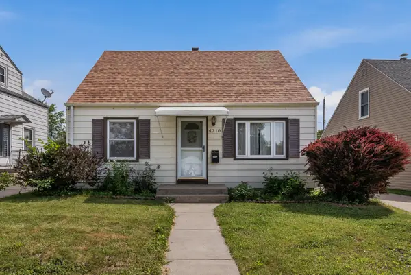4710 W Sumac Pl, Milwaukee, WI 53219